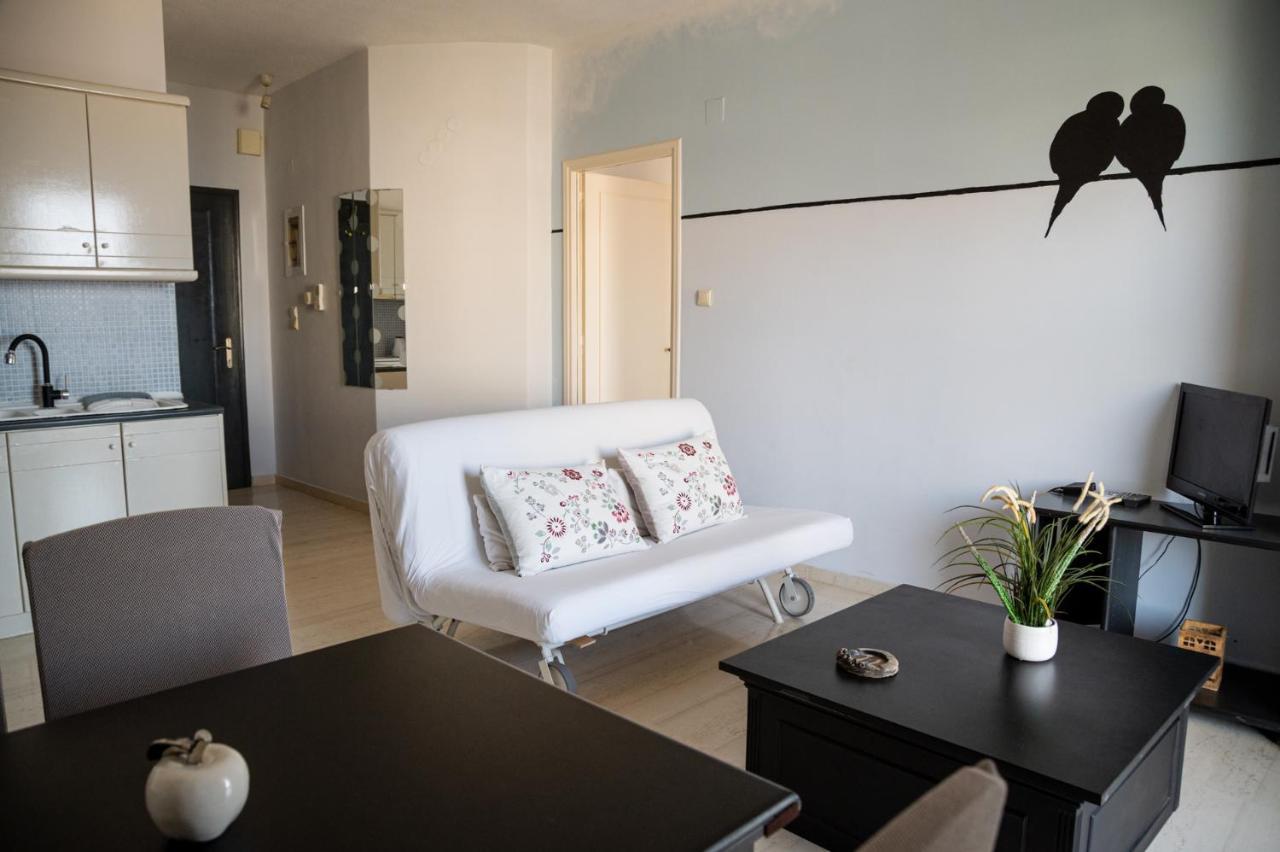 Eftihia Apartments By The Sea Rethymno  Екстер'єр фото