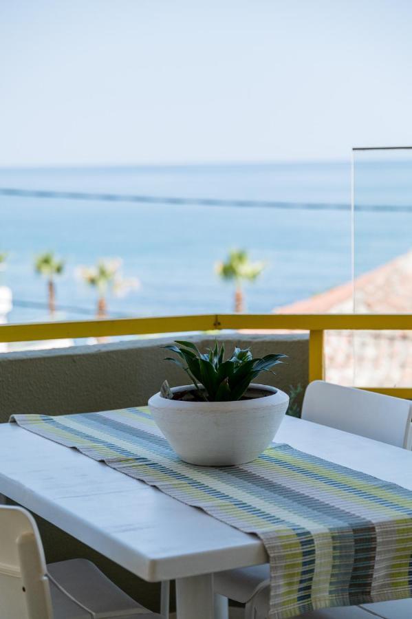 Eftihia Apartments By The Sea Rethymno  Екстер'єр фото
