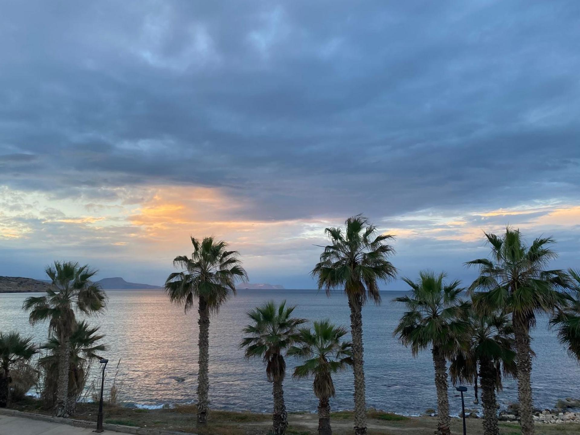 Eftihia Apartments By The Sea Rethymno  Екстер'єр фото